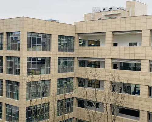 上海助孕供卵排名,2024年上海正规民办捐卵机构盘点！附卵子生育试管费用详细